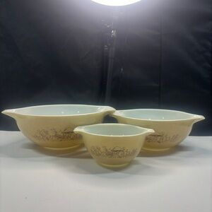 Pyrex Cinderella Forest Fancies Mushroom Nesting Mixing Bowls Set 3 441,443,444
